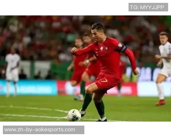 喜欢C罗的足球明星们：他们如何看待葡萄牙巨星的影响力与成就